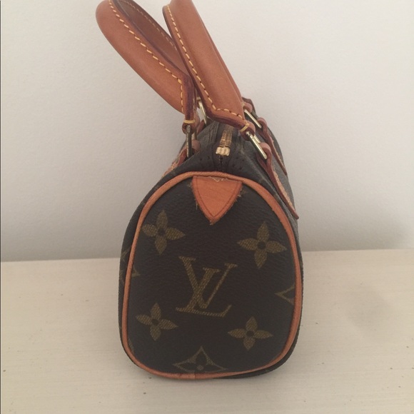 Authentic Louis Vuitton Mini Speedy (with Strap) - Picture 12 of 16
